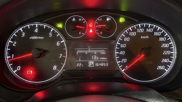 NISSAN日產 TIIDA  第5張相片