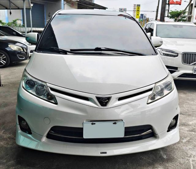 TOYOTA豐田 PREVIA  第3張相片