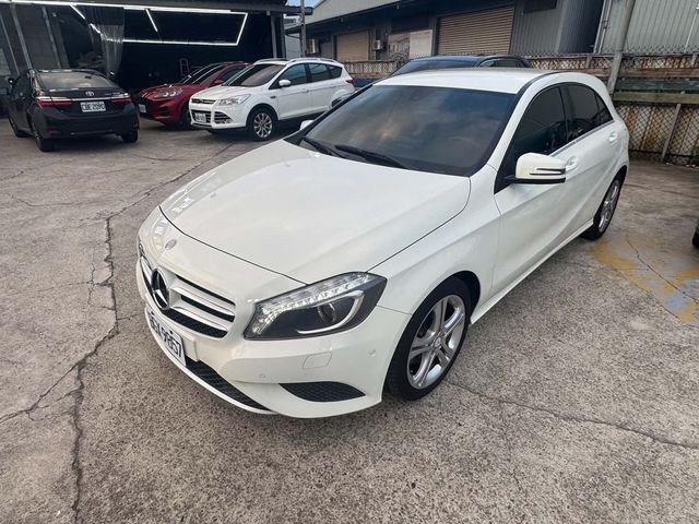 M-BENZ賓士 A180  第1張相片