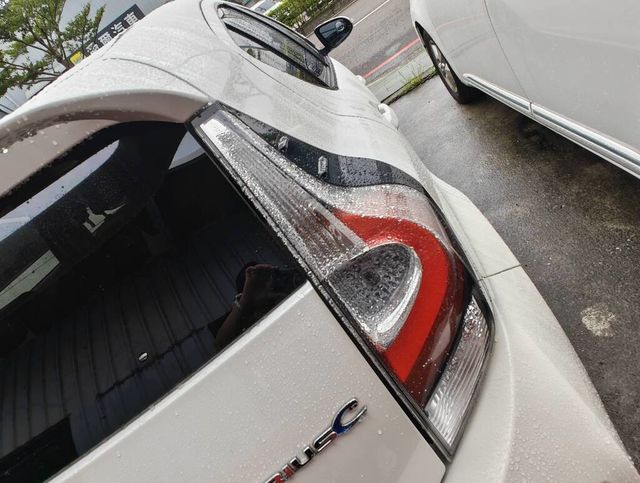 TOYOTA豐田 PRIUS C  第5張相片