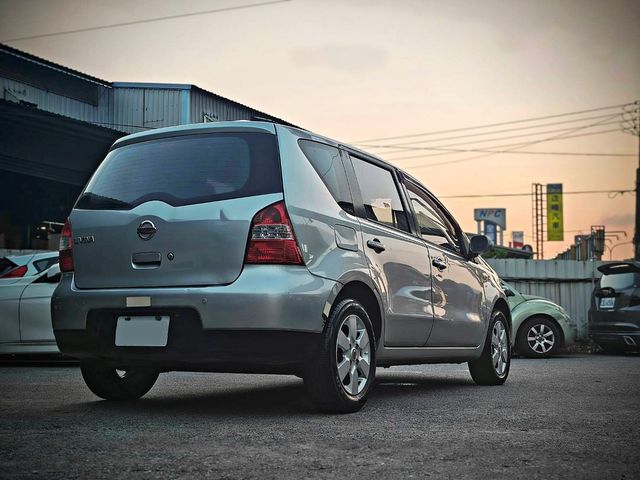 NISSAN日產 LIVINA  第2張相片