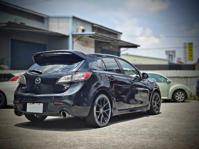 MAZDA馬自達 MAZDA 3  第2張相片