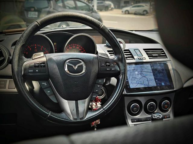 MAZDA馬自達 MAZDA 3  第5張相片