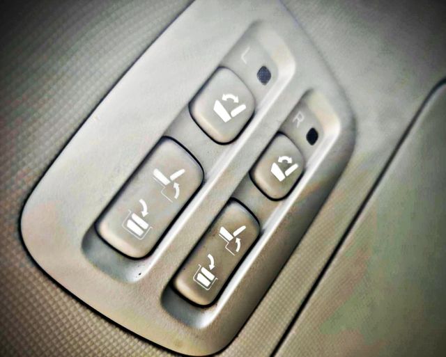 TOYOTA豐田 PREVIA  第8張相片