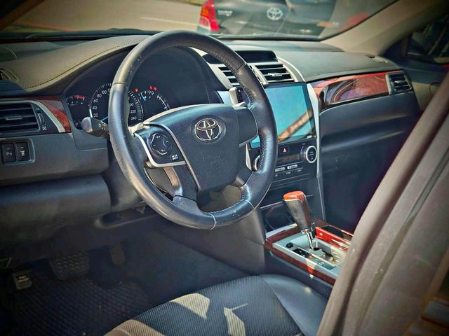 TOYOTA豐田 CAMRY  第5張相片