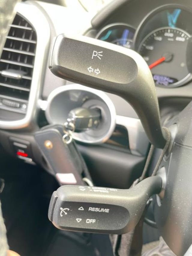 PORSCHE保時捷 CAYENNE  第13張相片