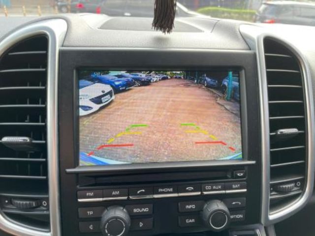 PORSCHE保時捷 CAYENNE  第14張相片