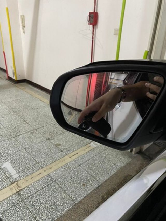 M-BENZ賓士 GLC43 AMG COUPE  第13張相片