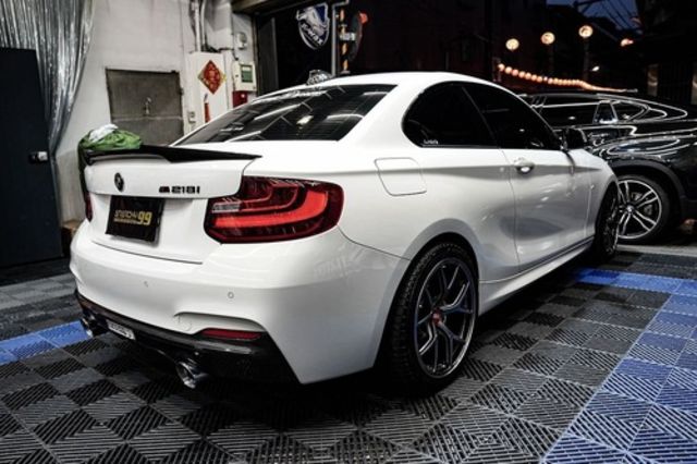 BMW寶馬 220I M SPORT  第13張相片