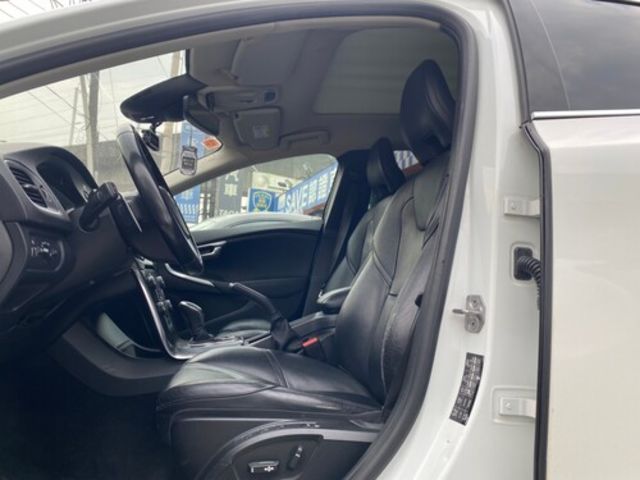 VOLVO富豪 V40  第7張相片