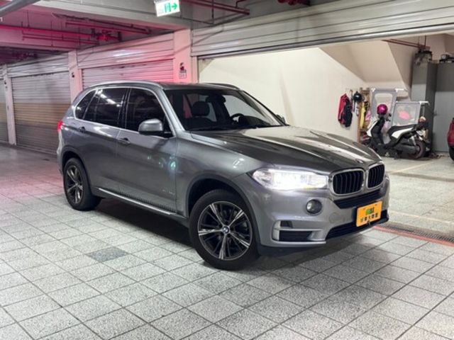 BMW寶馬 X5 XDRIVE25D  第1張相片