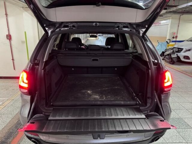 BMW寶馬 X5 XDRIVE25D  第11張相片