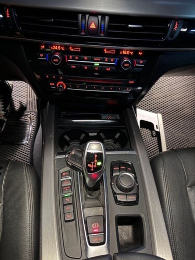 BMW寶馬 X5 XDRIVE25D  第13張相片