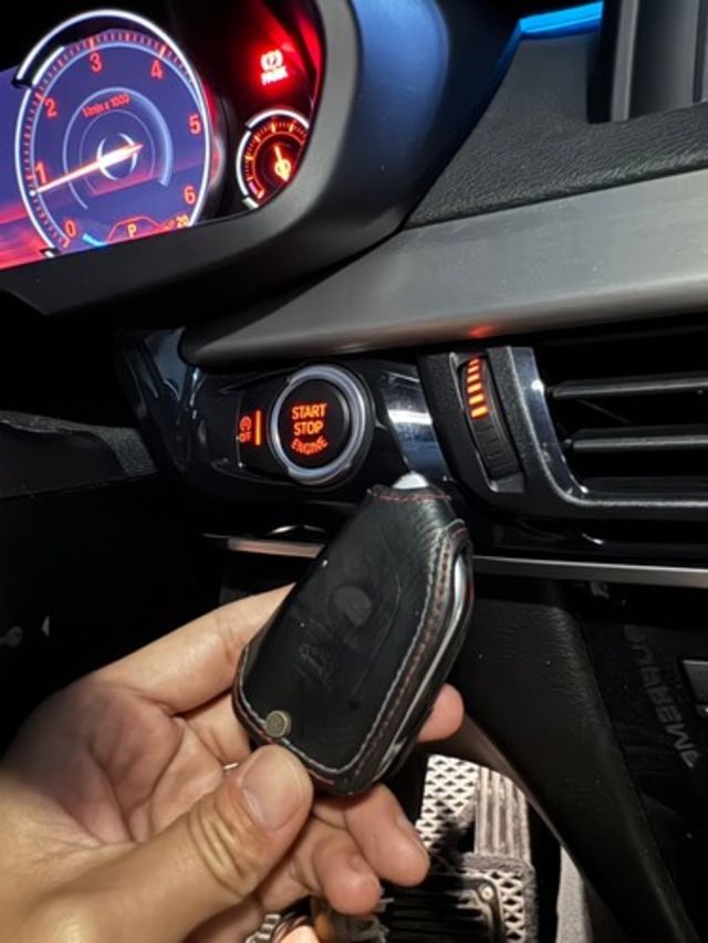 BMW寶馬 X5 XDRIVE25D  第14張相片