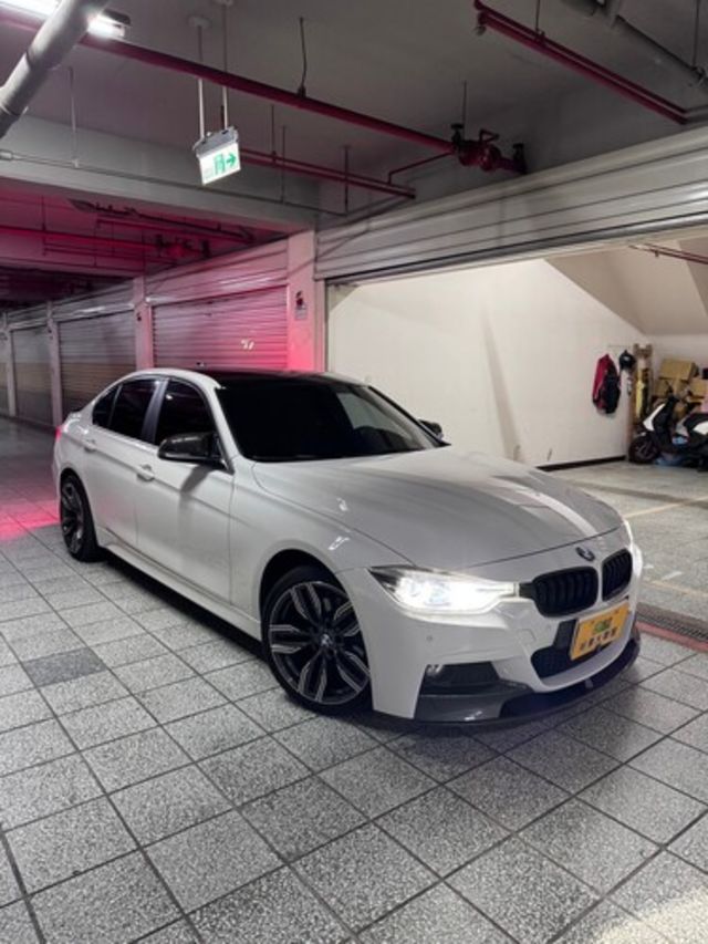 BMW寶馬 318D SEDAN  第3張相片