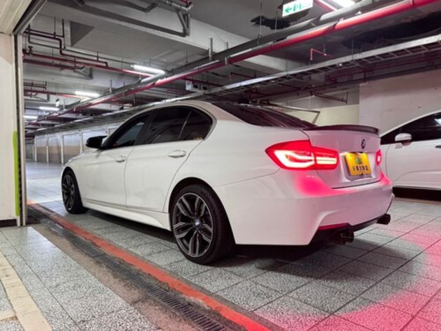 BMW寶馬 318D SEDAN  第6張相片