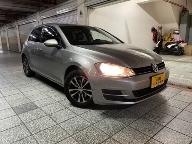 VOLKSWAGEN福斯 GOLF  第1張相片