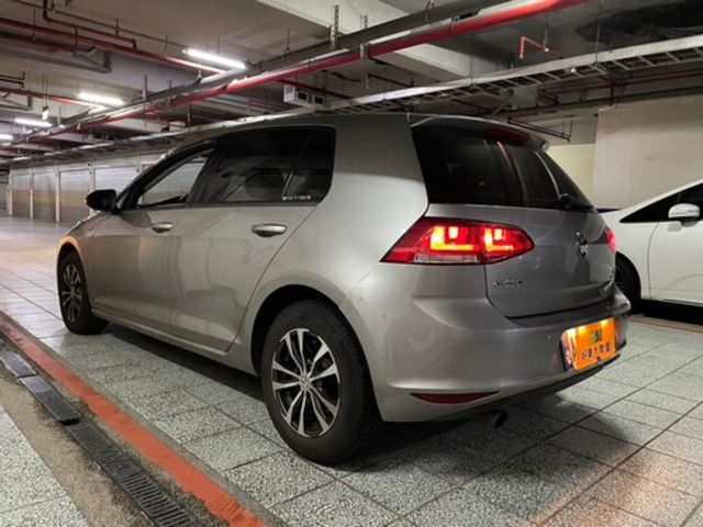 VOLKSWAGEN福斯 GOLF  第5張相片