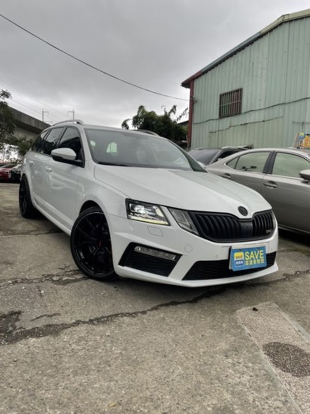 SKODA司科達 OCTAVIA COMBI  第2張相片