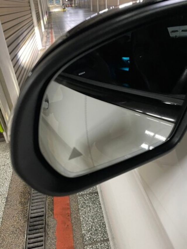 M-BENZ賓士 C43 AMG  第14張相片