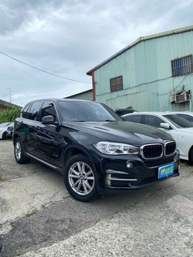 BMW寶馬 X5 XDRIVE25D  第2張相片