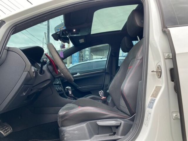 VOLKSWAGEN福斯 GOLF GTI  第7張相片