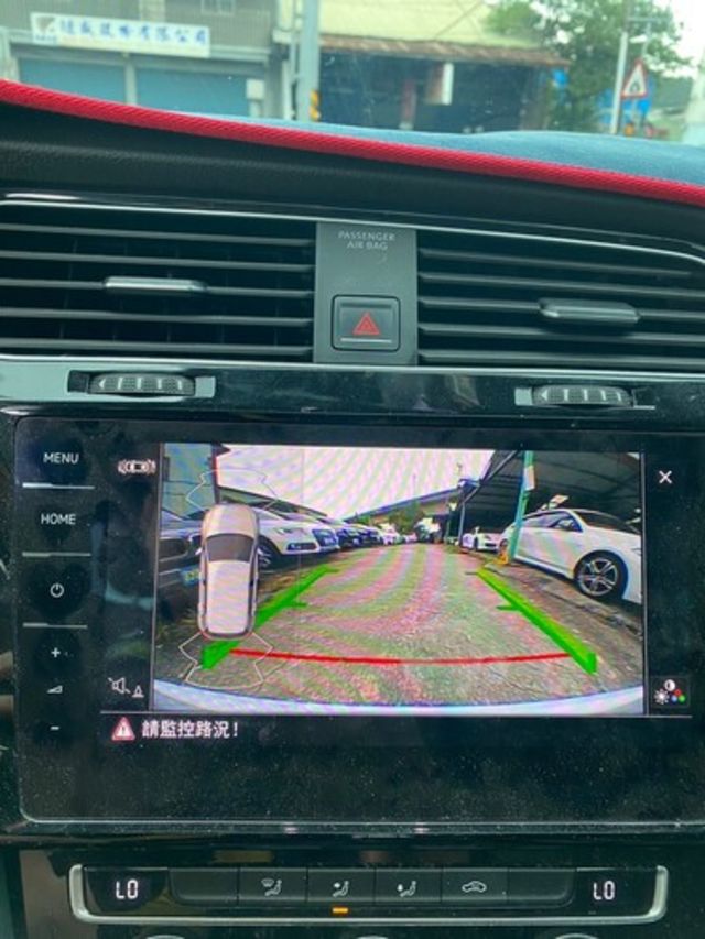 VOLKSWAGEN福斯 GOLF GTI  第14張相片