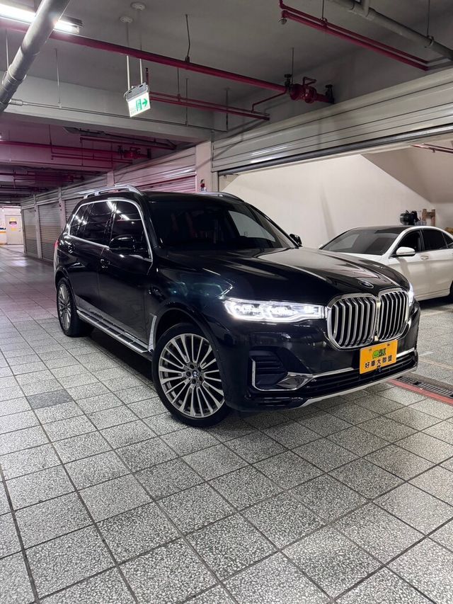 BMW寶馬 X7 XDRIVE40I  第2張相片