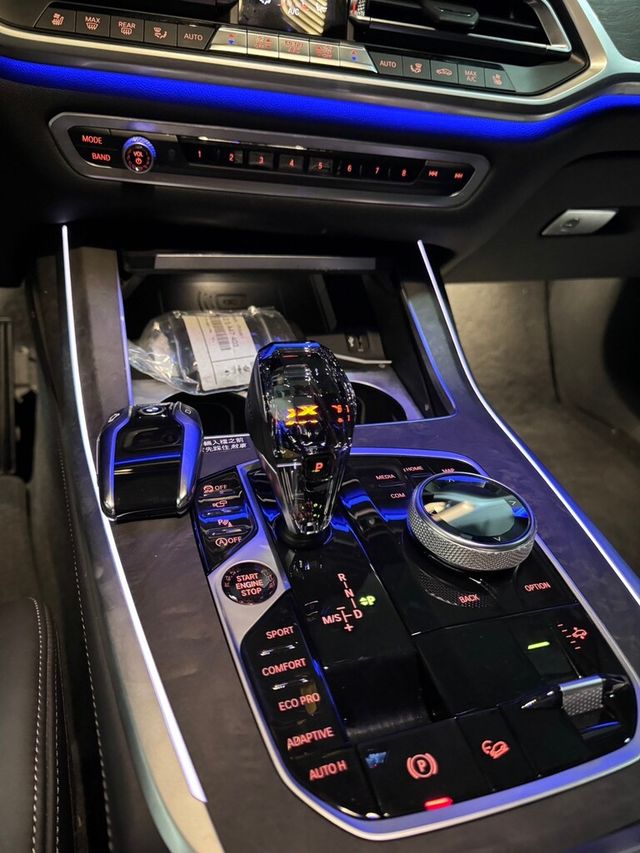 BMW寶馬 X7 XDRIVE40I  第14張相片