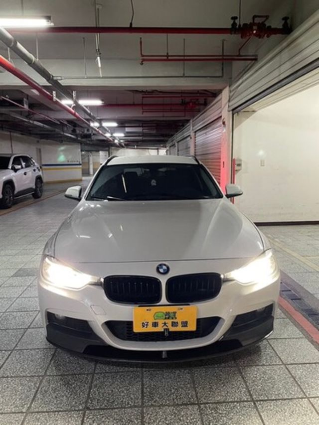 BMW寶馬 318D TOURING  第3張相片