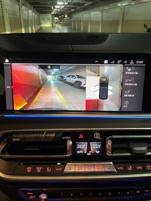 BMW寶馬 X5  第16張相片