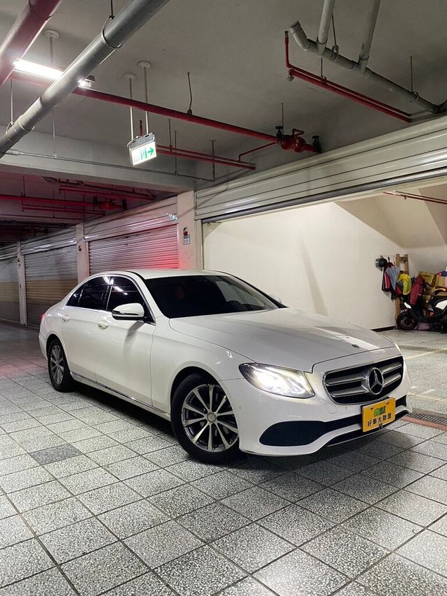 M-BENZ賓士 E220D  第2張相片