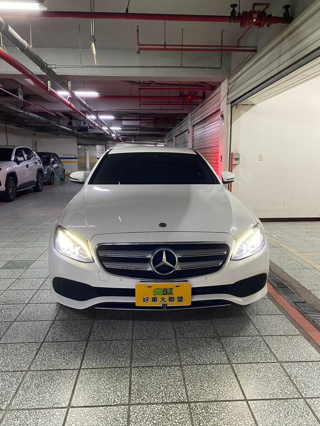 M-BENZ賓士 E220D  第3張相片