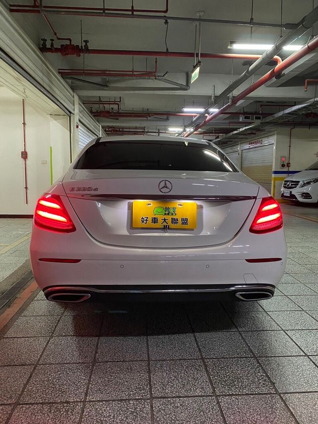 M-BENZ賓士 E220D  第4張相片