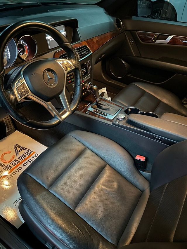 M-BENZ賓士 C250  第6張相片