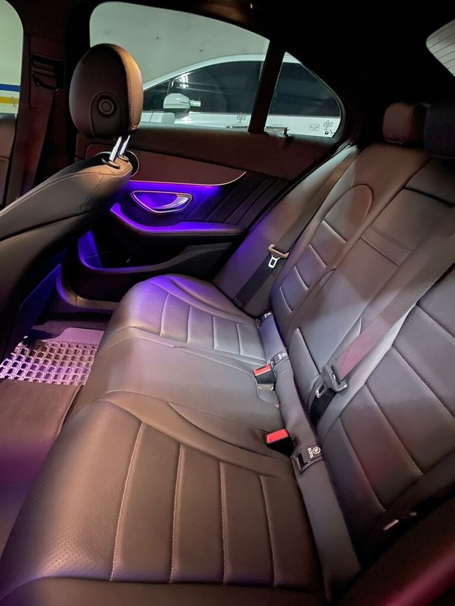 M-BENZ賓士 C300  第8張相片