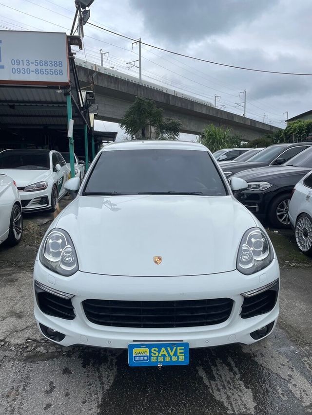 PORSCHE保時捷 CAYENNE  第3張相片