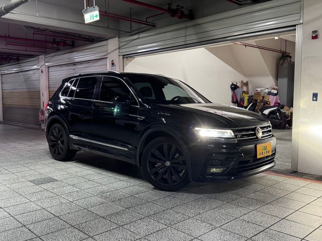 VOLKSWAGEN福斯 TIGUAN  第1張相片