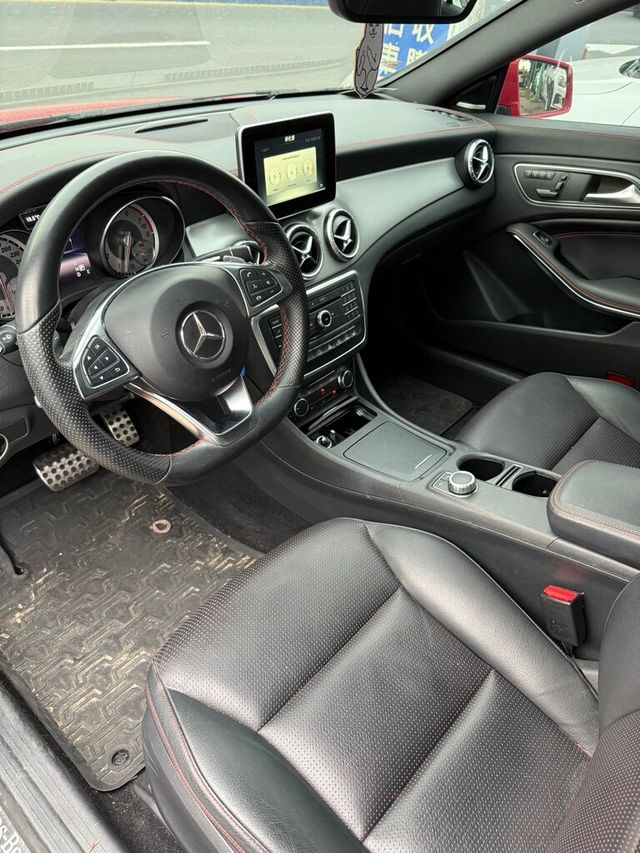 M-BENZ賓士 CLA250  第7張相片