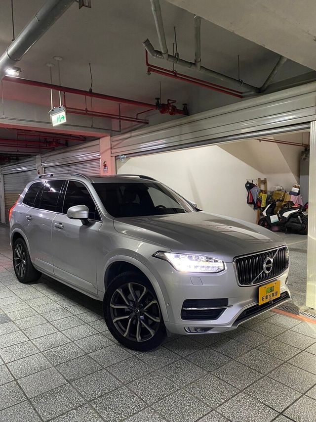 VOLVO富豪 XC90  第2張相片