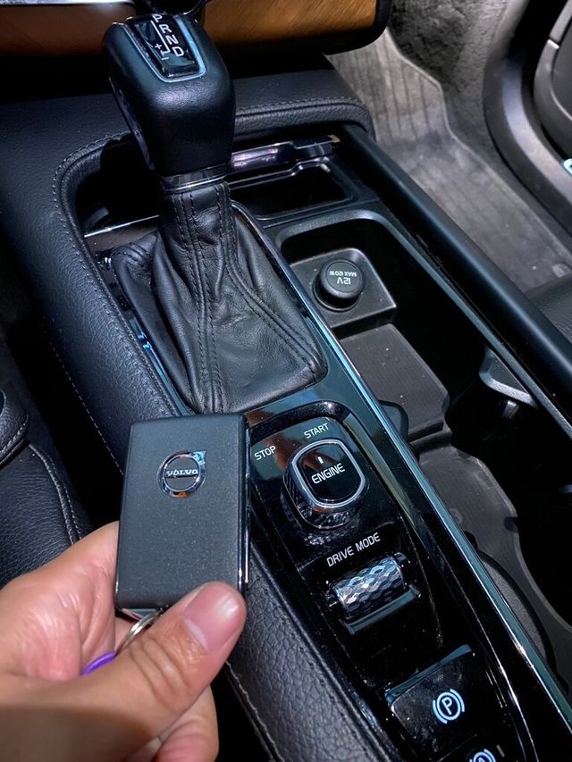 VOLVO富豪 XC90  第10張相片