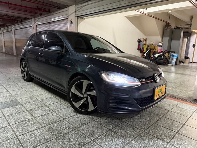 VOLKSWAGEN福斯 GOLF GTI  第1張相片