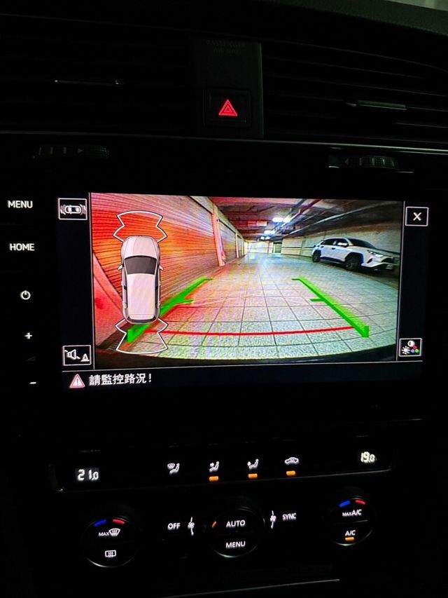 VOLKSWAGEN福斯 GOLF GTI  第11張相片