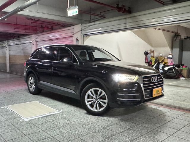 AUDI奧迪 Q7  第1張相片