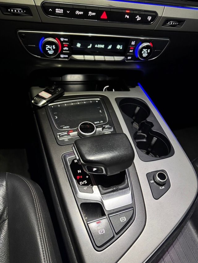 AUDI奧迪 Q7  第13張相片