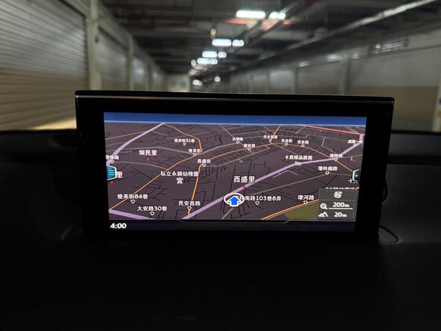AUDI奧迪 Q7  第15張相片