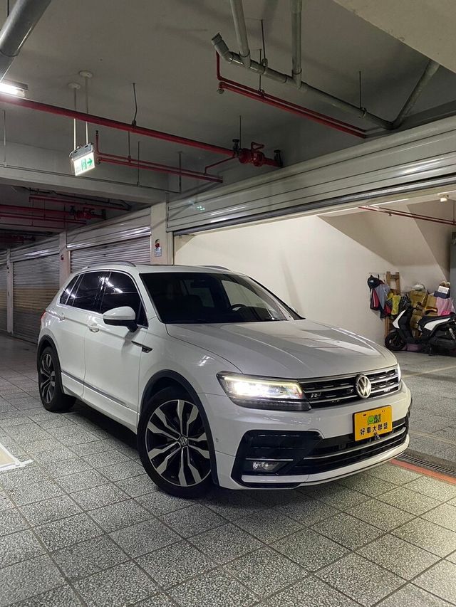 VOLKSWAGEN福斯 TIGUAN  第2張相片