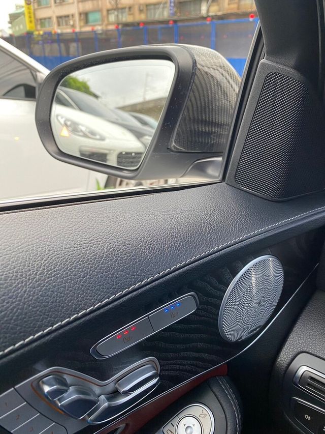 M-BENZ賓士 C300  第12張相片