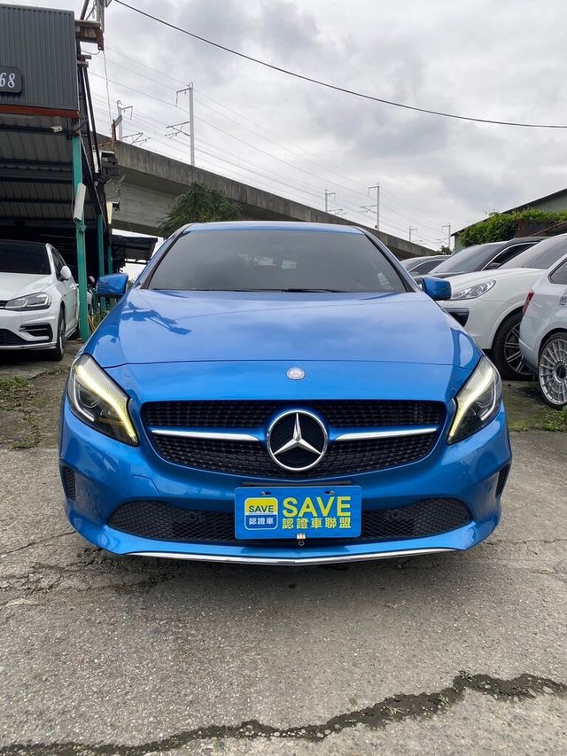 M-BENZ賓士 A180  第3張相片