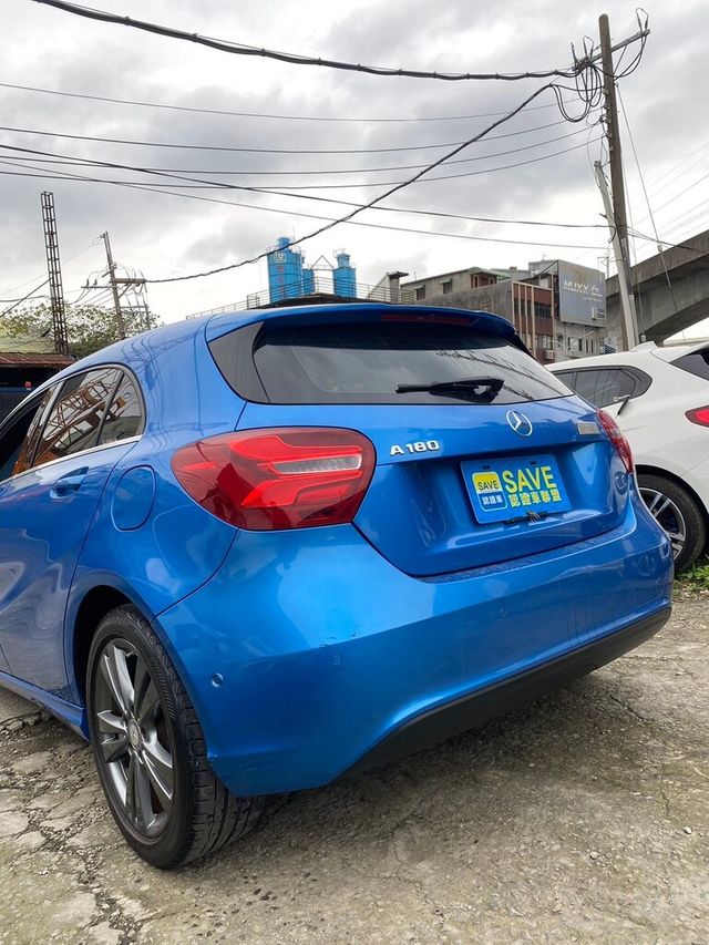 M-BENZ賓士 A180  第5張相片